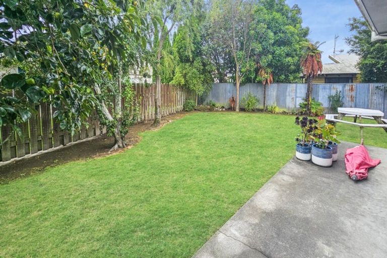 Photo of property in 95 King Street, Taradale, Napier, 4112