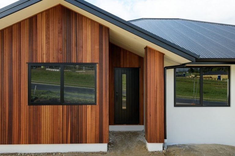 Photo of property in 4 Manotini Way, Pyes Pa, Tauranga, 3112