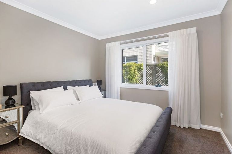 Photo of property in 49 Golf Road, Paraparaumu Beach, Paraparaumu, 5032