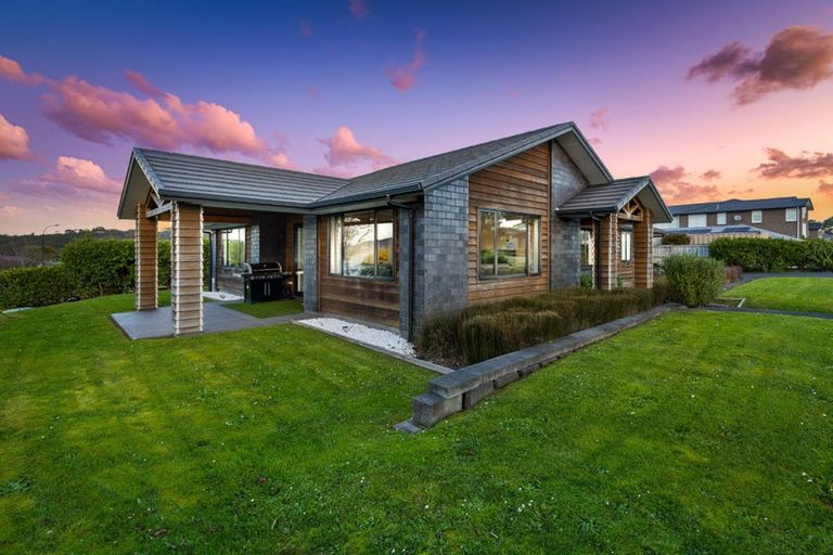 Photo of property in 2 Jessie Rise, Riverhead, 0820