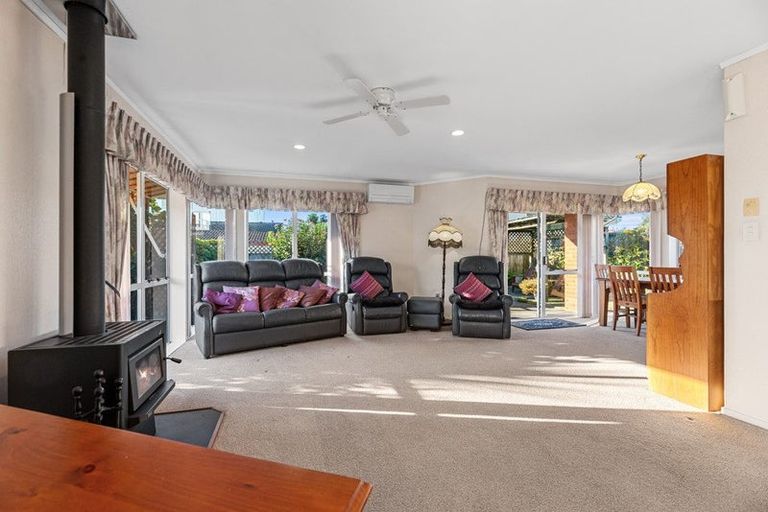 Photo of property in 5 Bayfair Drive, Mount Maunganui, 3116