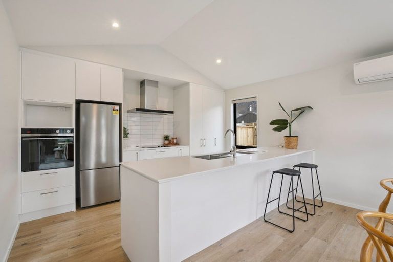 Photo of property in 45 Cheviot Street, Jacks Point, 9371