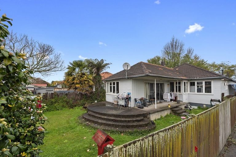 Photo of property in 48 Casey Avenue, Fairfield, Hamilton, 3214