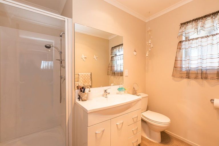 Photo of property in 215 Racecourse Road, Waipawa, Otane, 4277