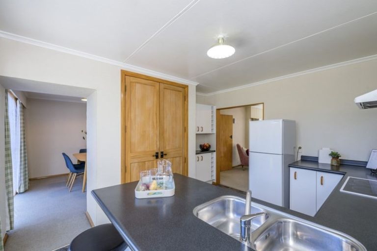 Photo of property in 14 Glen Street, Levin, 5510