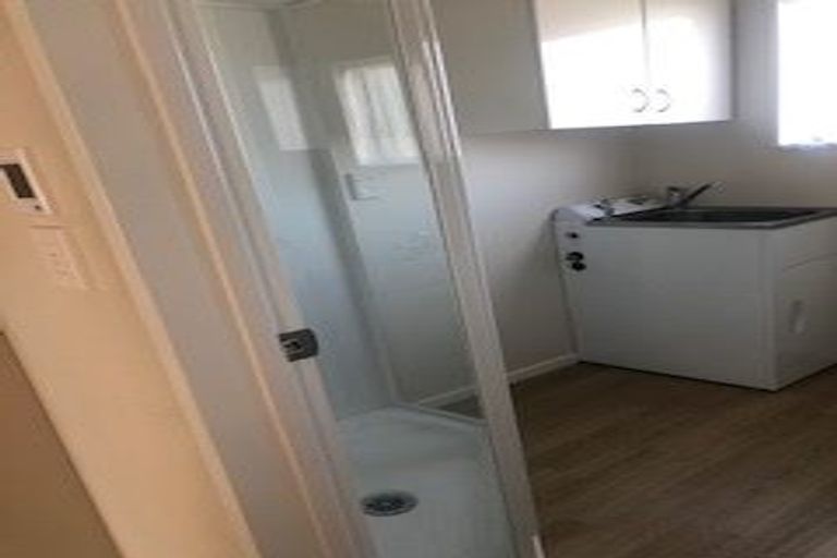 Photo of property in 51 Christmas Road, Manurewa, Auckland, 2102