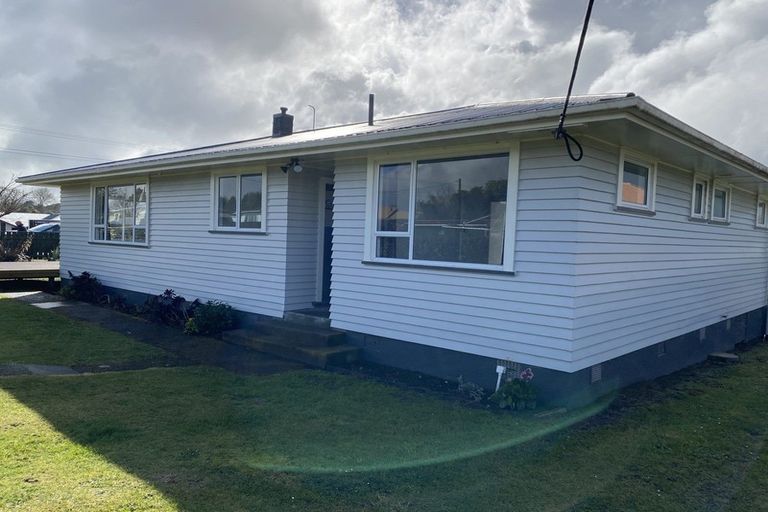 Photo of property in 41b Celia Street, Stratford, 4332