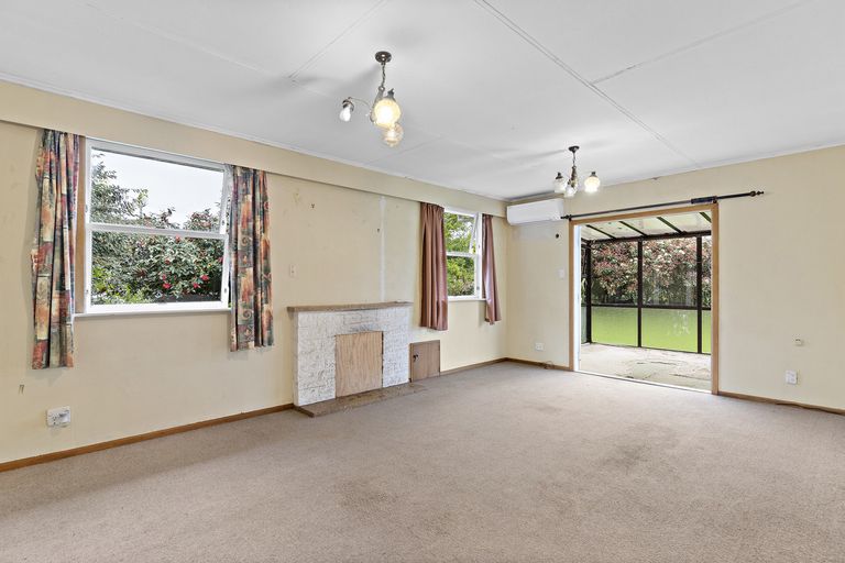 Photo of property in 9 Jellicoe Street, Greytown, 5712