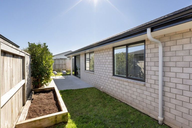 Photo of property in 43 Te Wharo Drive, Papamoa, 3118