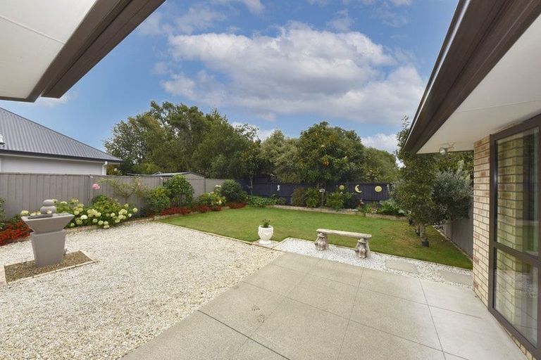 Photo of property in 23 Sycamore Close, Rangiora, 7400