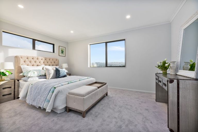 Photo of property in 6 Ambrosia Avenue, Henderson, 0612
