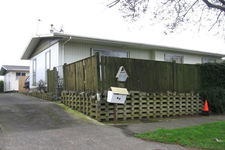 Photo of property in 7 Kaimanawa Street, Kelvin Grove, Palmerston North, 4414