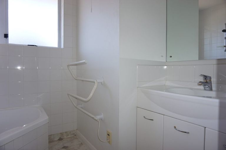 Photo of property in 403 Mairehau Road, Parklands, Christchurch, 8083