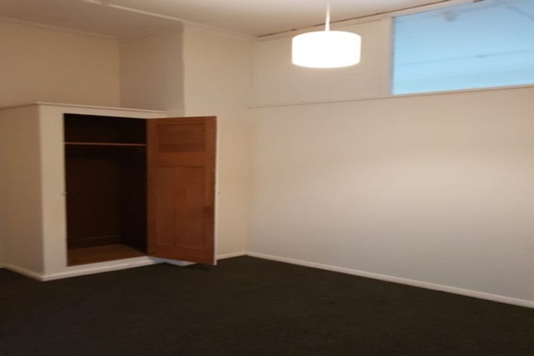 Photo of property in 71 Nairn Street, Mount Cook, Wellington, 6011