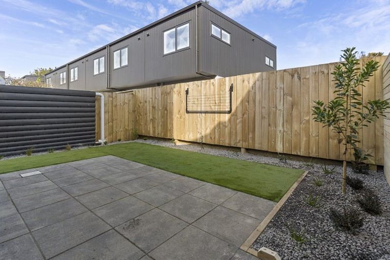 Photo of property in 22b Graham Avenue, Te Atatu Peninsula, Auckland, 0610