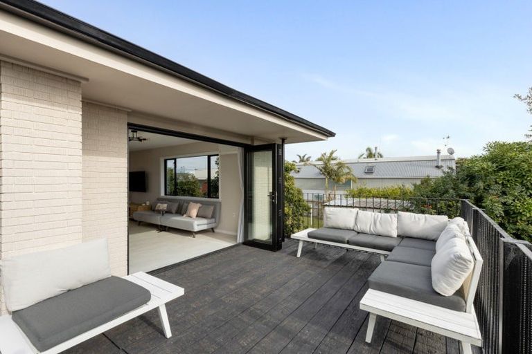 Photo of property in 103b Simpson Road, Papamoa Beach, Papamoa, 3118