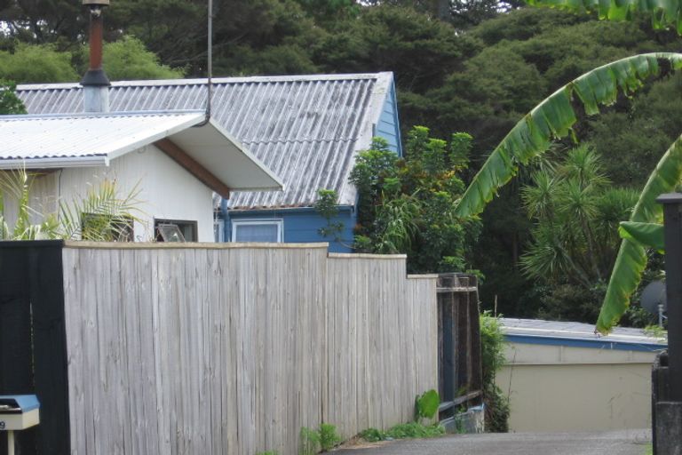 Photo of property in 39 Melba Street, Beach Haven, Auckland, 0626