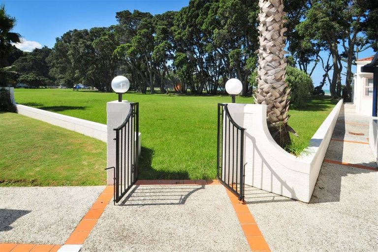 Photo of property in Oceanside Apartments, 14/453 Hibiscus Coast Highway, Orewa, 0931