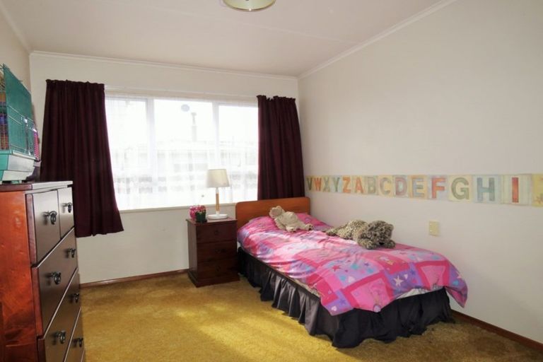 Photo of property in 79 Tiro Tiro Road, Levin, 5510