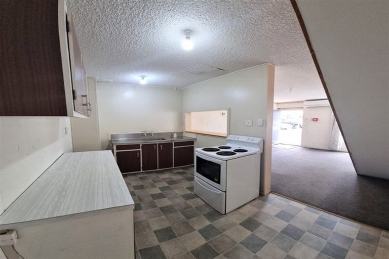 Photo of property in 129 Constable Street, Newtown, Wellington, 6021