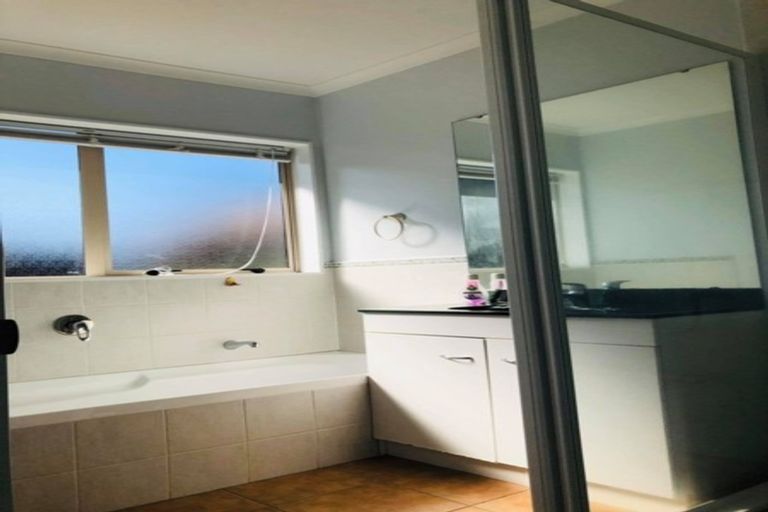 Photo of property in 26 Eastland Road, Flat Bush, Auckland, 2019