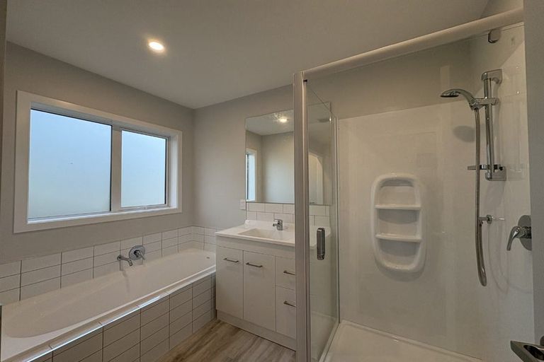 Photo of property in 32a Akatarawa Road, Brown Owl, Upper Hutt, 5018