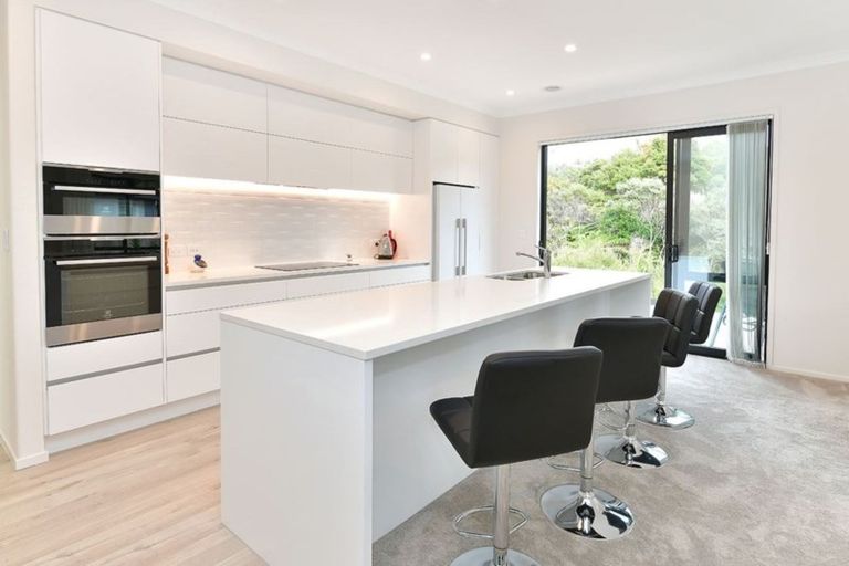 Photo of property in 9 Pheasant Close, Stanmore Bay, Whangaparaoa, 0932