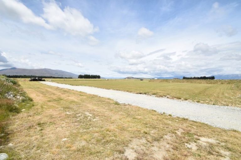 Photo of property in 33 Old Glen Lyon Road, Twizel, 7999