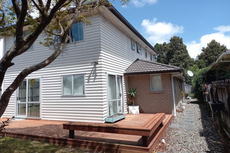 Photo of property in 56 Taikata Road, Te Atatu Peninsula, Auckland, 0610