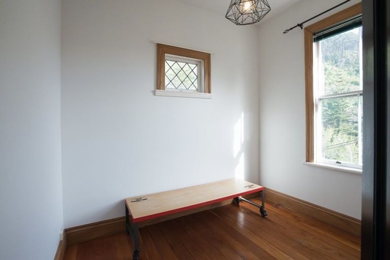 Photo of property in 4 Glenbervie Terrace, Thorndon, Wellington, 6011
