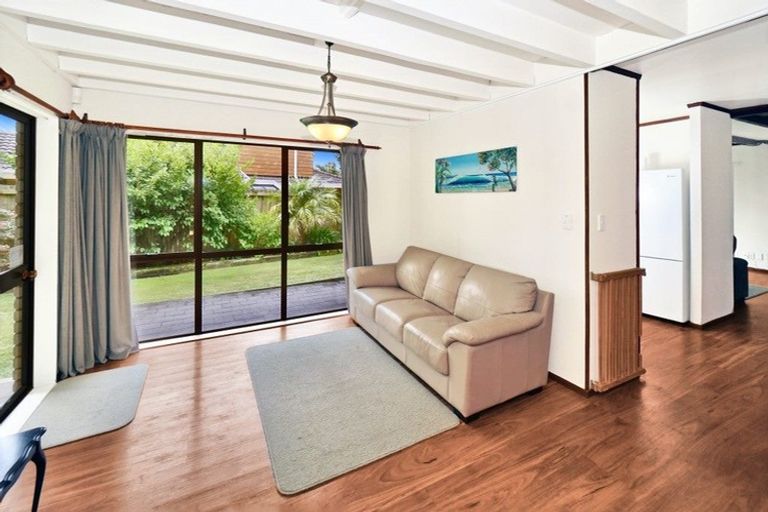 Photo of property in 19 Randell Place, Te Puke, 3119