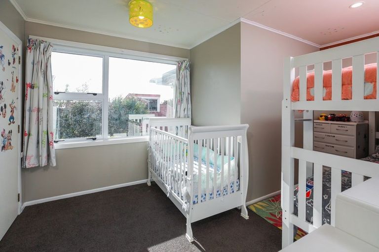 Photo of property in 61 Poaka Avenue, Dinsdale, Hamilton, 3204