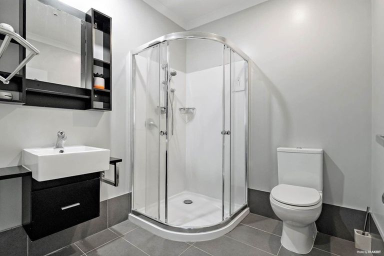 Photo of property in 10/46 Carlos Drive, Flat Bush, Auckland, 2016