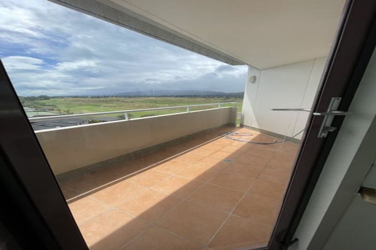 Photo of property in The Links, 378-382 Kapiti Road, Paraparaumu Beach, Paraparaumu, 5032