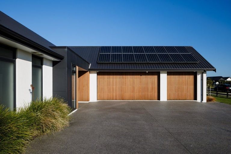 Photo of property in 10 Moemoea Place, Cambridge, 3434