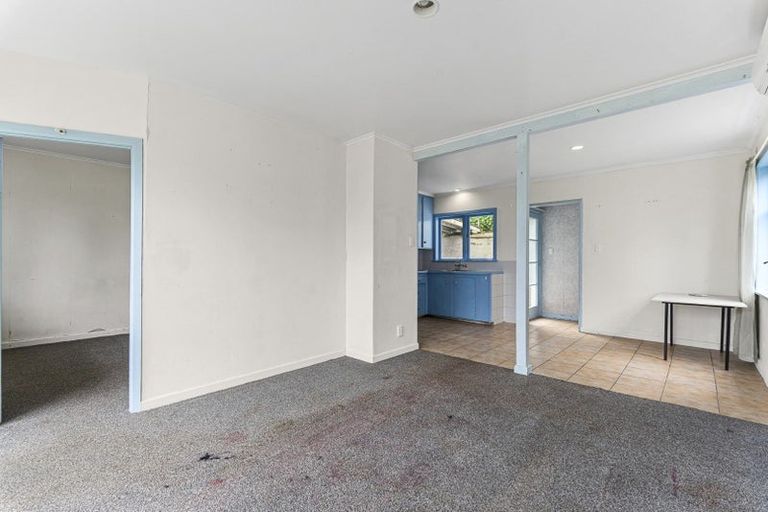 Photo of property in 55 Carrington Street, Lower Vogeltown, New Plymouth, 4310
