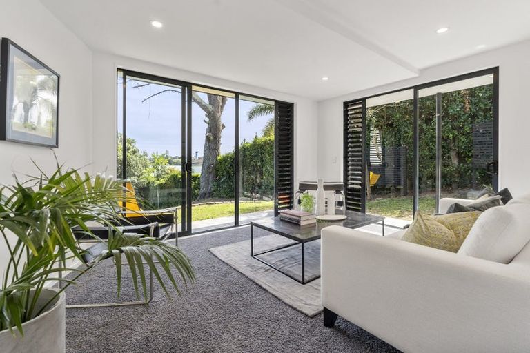 Photo of property in 63a Beresford Street, Bayswater, Auckland, 0622