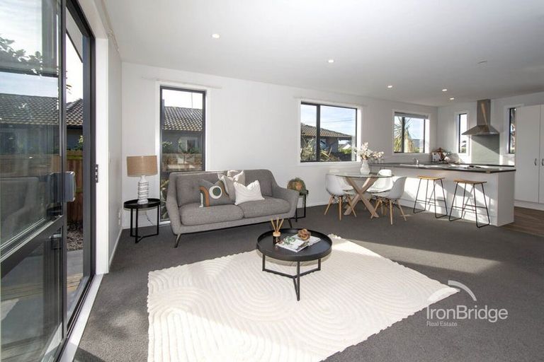 Photo of property in 439 Bower Avenue, Parklands, Christchurch, 8083
