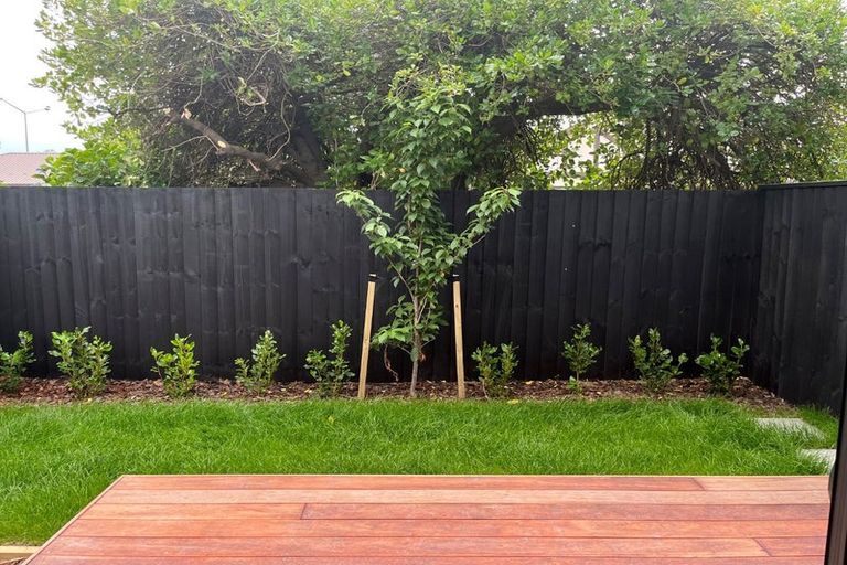 Photo of property in 13 Goldsmith Place, Waltham, Christchurch, 8023