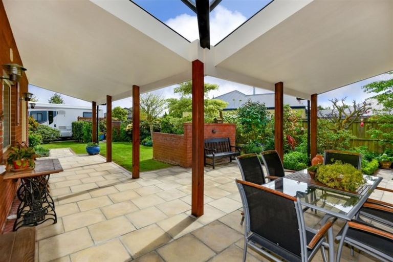 Photo of property in 28 Milesbrook Close, Rangiora, 7400