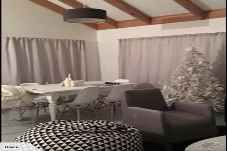 Photo of property in 22 Moana Road, Okitu, Gisborne, 4010