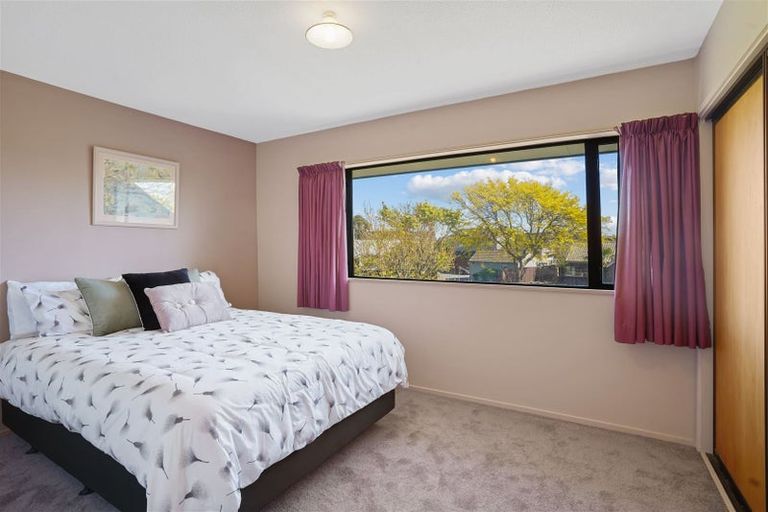 Photo of property in 23 Lakeview Place, Halswell, Christchurch, 8025