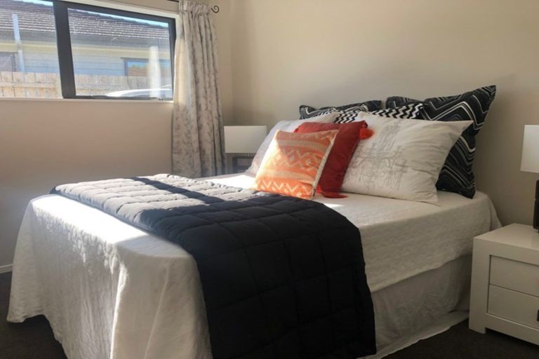 Photo of property in 67b Arimu Road, Papakura, 2110