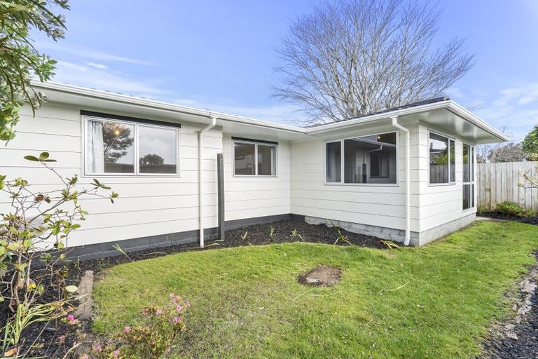 Photo of property in 3/62 Wallace Place, Westown, New Plymouth, 4310