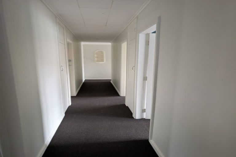 Photo of property in 74 Holborn Drive, Stokes Valley, Lower Hutt, 5019