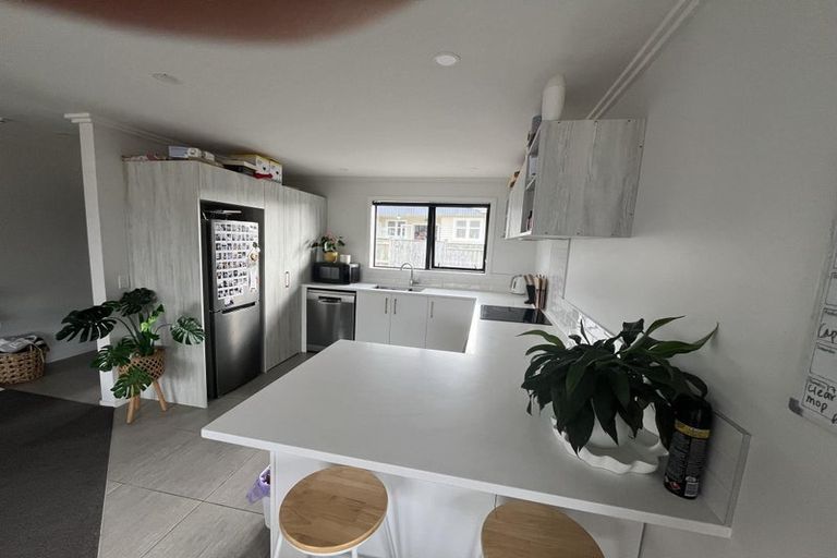 Photo of property in 2 Cardiff Street, Levin, 5510