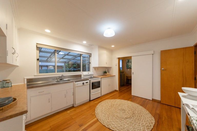 Photo of property in 7 Nairn Crescent, Awapuni, Palmerston North, 4412