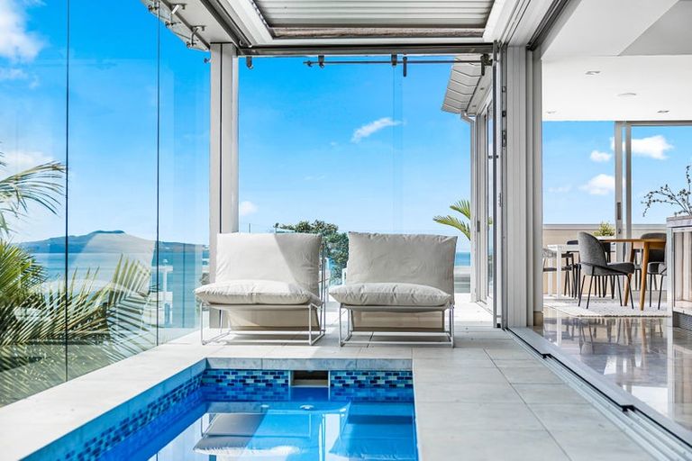 Photo of property in 21 Brighton Terrace, Mairangi Bay, Auckland, 0630