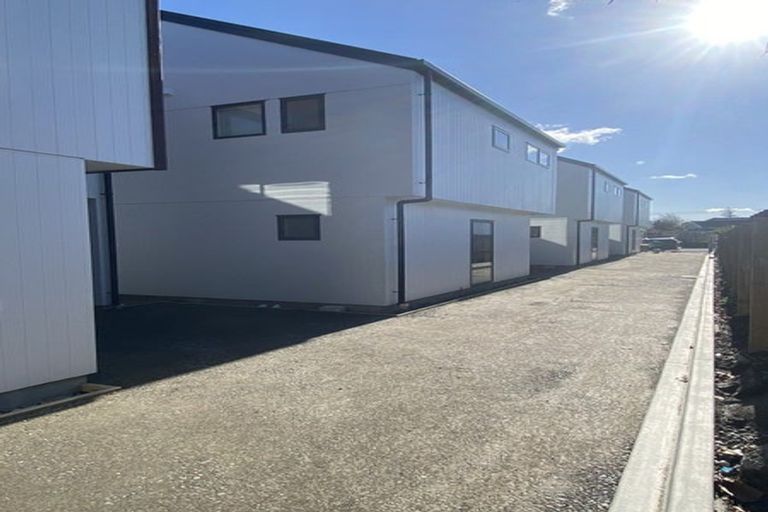 Photo of property in 3/242 Edgeware Road, Edgeware, Christchurch, 8013