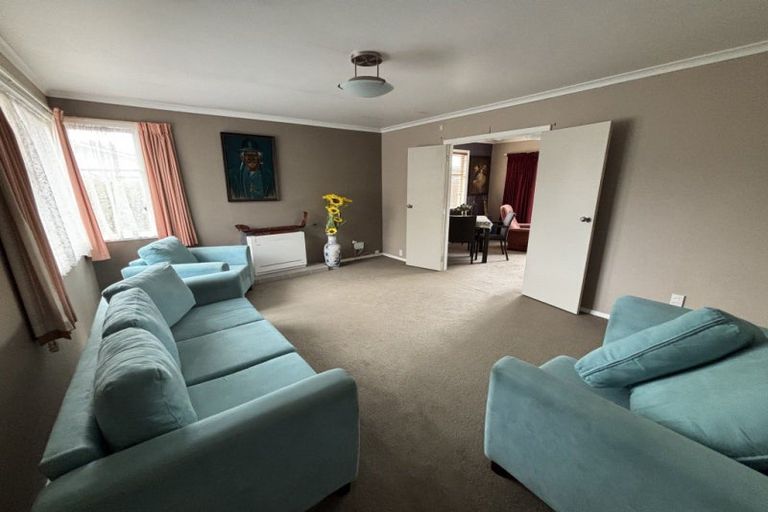 Photo of property in 8 Stephens Crescent, Highbury, Palmerston North, 4412